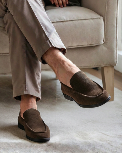 Premium Wildleder Loafer - Black Soles